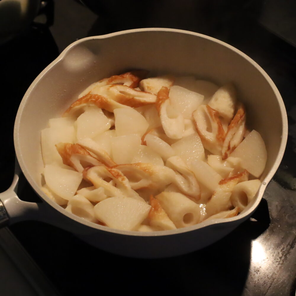 ちくわと大根のうま塩バター。何度でも作りたくなるシンプルなのに奥深い作り置きおかず。 8 ちくわと大根のうま塩バター。何度でも作りたくなるシンプルなのに奥深い作り置きおかず。 IMG 5464 ちくわと大根のうま塩バター。何度でも作りたくなるシンプルなのに奥深い作り置きおかず。