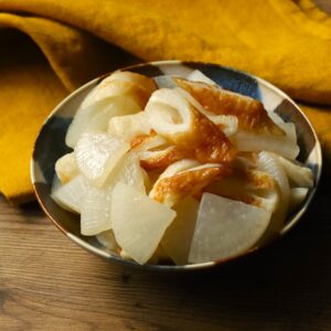 ちくわと大根のうま塩バター。何度でも作りたくなるシンプルなのに奥深い作り置きおかず。