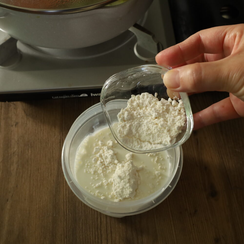 15分で完成する冬のごちそう。鮭と白菜のクリームスープ 8 15分で完成する冬のごちそう。鮭と白菜のクリームスープ IMG 6091 15分で完成する冬のごちそう。鮭と白菜のクリームスープ