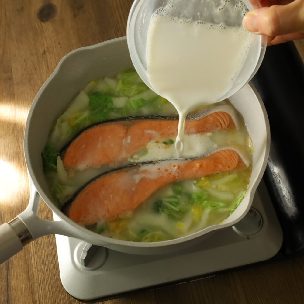 IMG 6109 15分で完成する冬のごちそう。鮭と白菜のクリームスープ