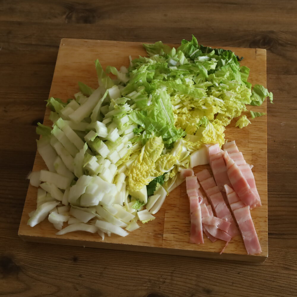 15分で作れる基本のレシピ。白菜とベーコンのクリームスープ。 2 15分で作れる基本のレシピ。白菜とベーコンのクリームスープ。 IMG 6302 15分で作れる基本のレシピ。白菜とベーコンのクリームスープ。