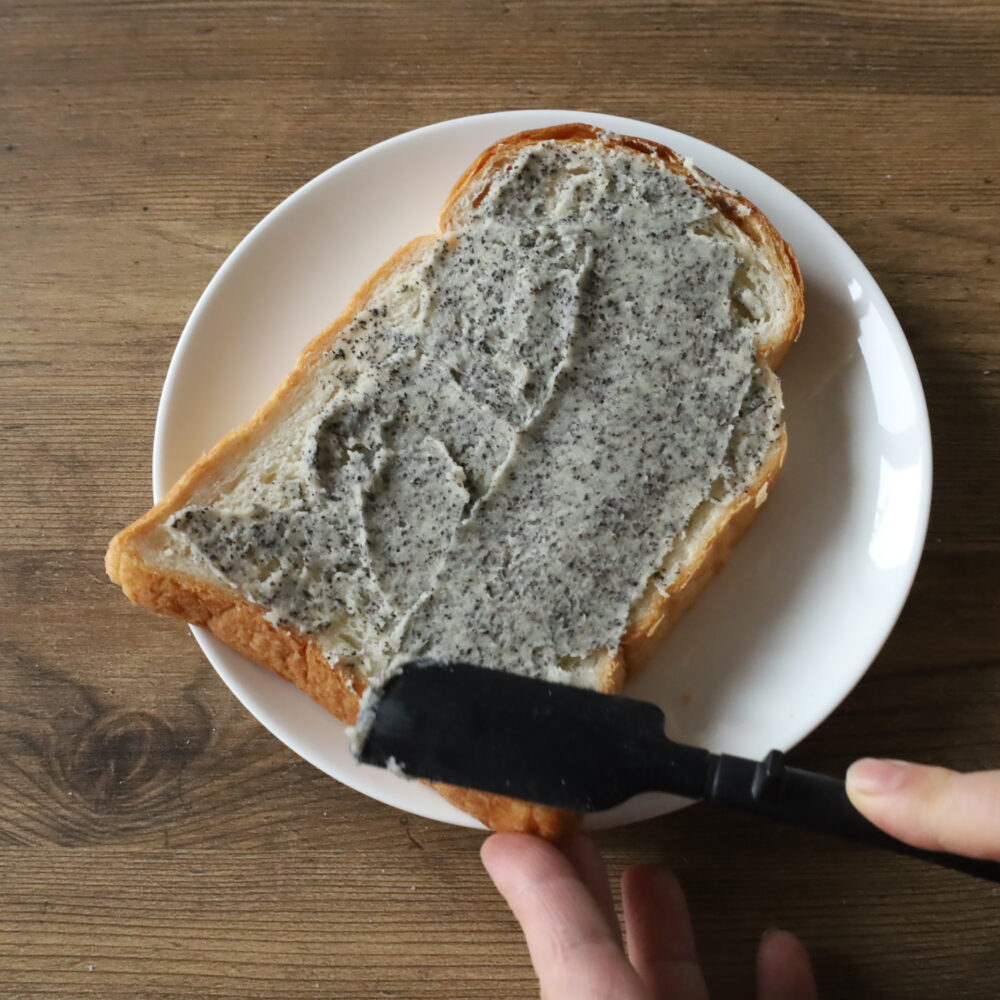 IMG 5161 材料5つで10分で完成！サクサク紅茶のメロンパントースト