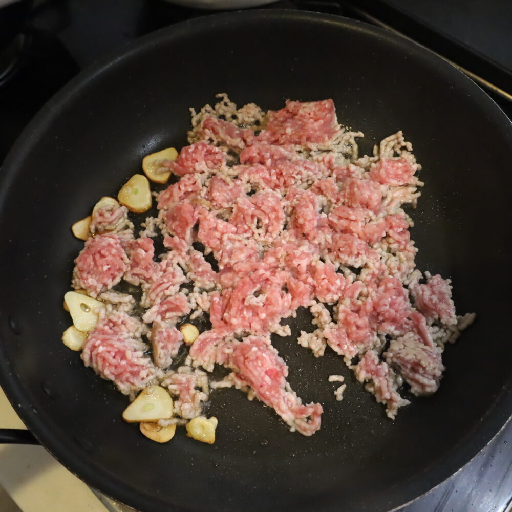 白菜が大量消費できる作り置きレシピ。とろとろ白菜とごろごろひき肉のうま塩あんかけ 20 白菜が大量消費できる作り置きレシピ。とろとろ白菜とごろごろひき肉のうま塩あんかけ IMG 7484 白菜が大量消費できる作り置きレシピ。とろとろ白菜とごろごろひき肉のうま塩あんかけ