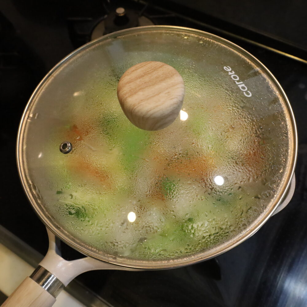 15分で完成!「キャベツのちくわチャウダー」ちくわのうま味でまるで海の幸の贅沢クリームスープ 29 15分で完成!「キャベツのちくわチャウダー」ちくわのうま味でまるで海の幸の贅沢クリームスープ IMG 7842 15分で完成!「キャベツのちくわチャウダー」ちくわのうま味でまるで海の幸の贅沢クリームスープ