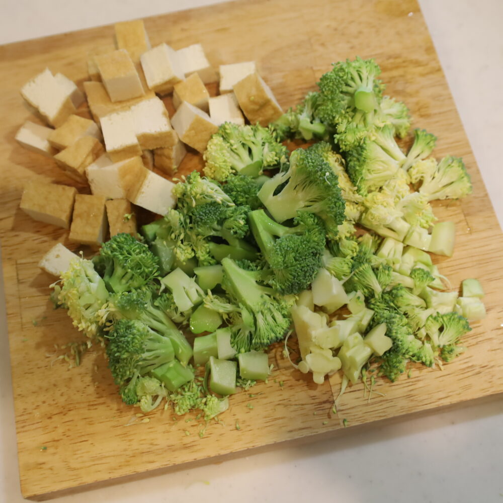 たんぱく質しっかり栄養たっぷり!7分で完成あつあげブロッコリーのバター醤油かけごはん 3 たんぱく質しっかり栄養たっぷり!7分で完成あつあげブロッコリーのバター醤油かけごはん IMG 0270 たんぱく質しっかり栄養たっぷり!7分で完成あつあげブロッコリーのバター醤油かけごはん