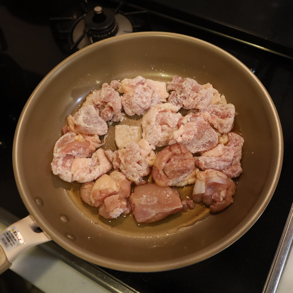 揚げない簡単ヤンニョムチキン。ワンパンで10分で完成!作り置きできてお弁当にもぴったり。 6 揚げない簡単ヤンニョムチキン。ワンパンで10分で完成!作り置きできてお弁当にもぴったり。 IMG 0605 揚げない簡単ヤンニョムチキン。ワンパンで10分で完成!作り置きできてお弁当にもぴったり。