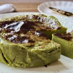 【生クリーム不要!】スタバの「宇治抹茶チーズケーキ」再現レシピ。電子レンジとトースターで簡単♪