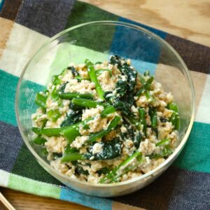 レンジで1発!たった7分で完成!「小松菜の白和え」のレシピ。あと1品欲しいときにも!