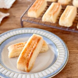 ホットケーキミックスで簡単！サクサクほろほろ「ショートブレッド」《トースターでラクラク♪》