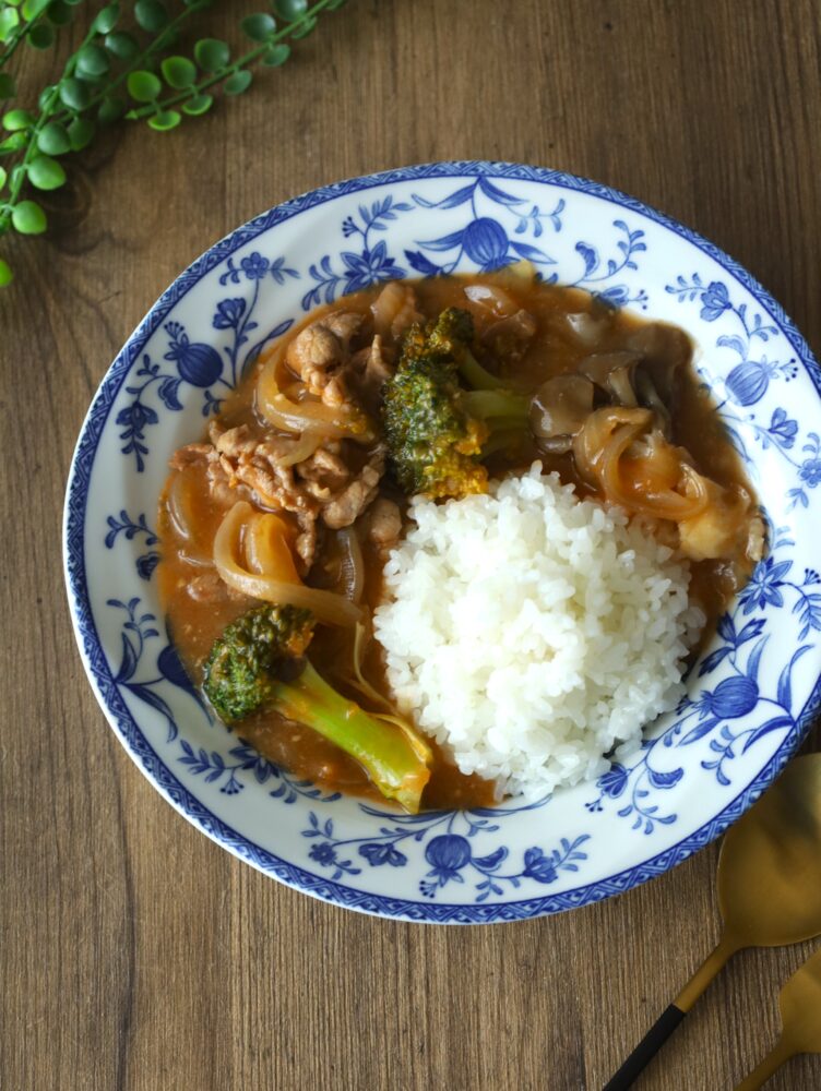 トマト味噌シチューa 7月11日トニセンさんMC「1000円料理王決定戦」で紹介！ルーなし！乳製品なし！焼きケチャップの味噌ハヤシライス
