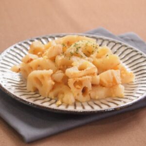 お弁当にもおつまみにも!10分で作れる「ほくほくれんこんチーズ焼き」《簡単つくりおきおかず》
